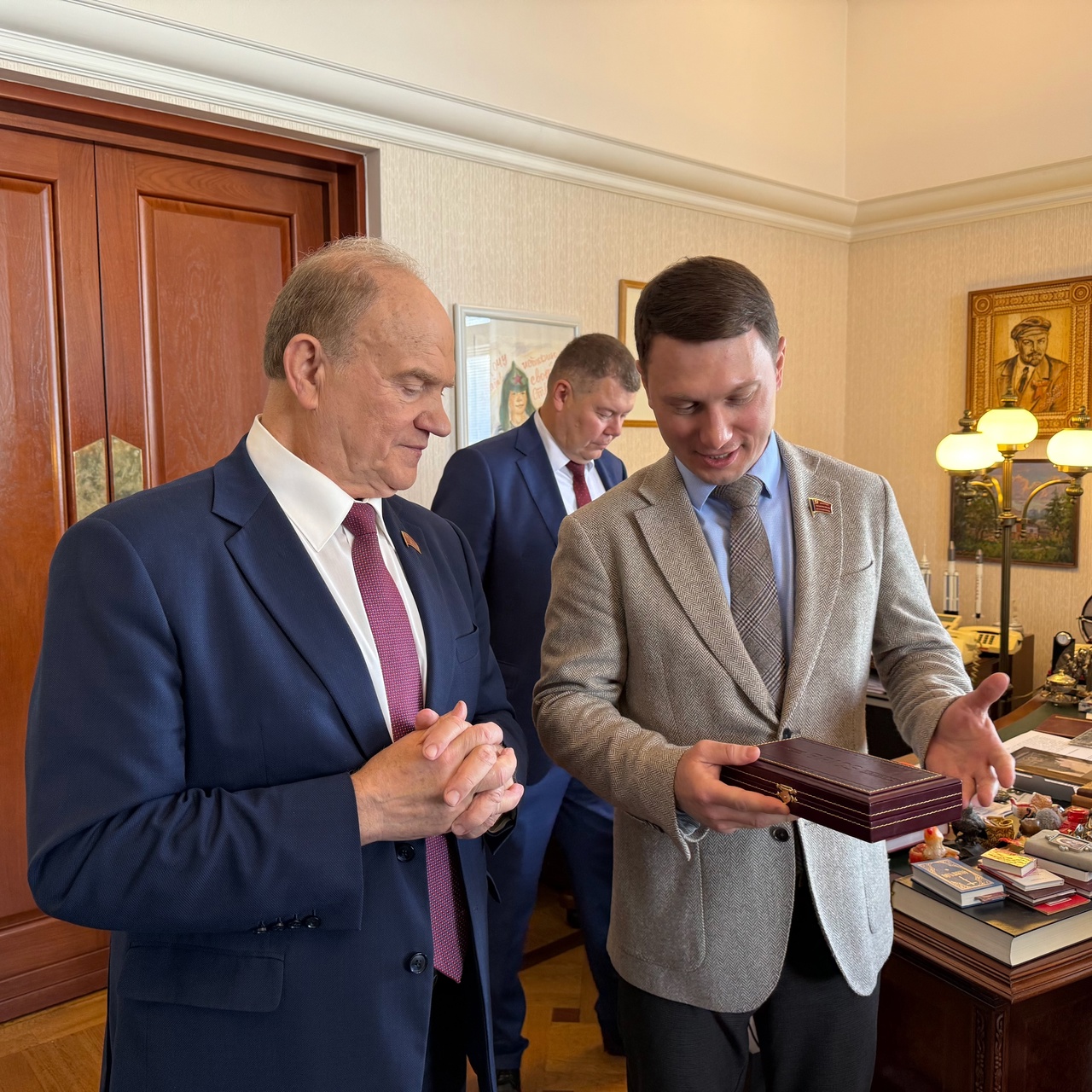 Сегодня свой День Рождения отмечает лидер КПРФ Геннадий Андреевич Зюганов. 