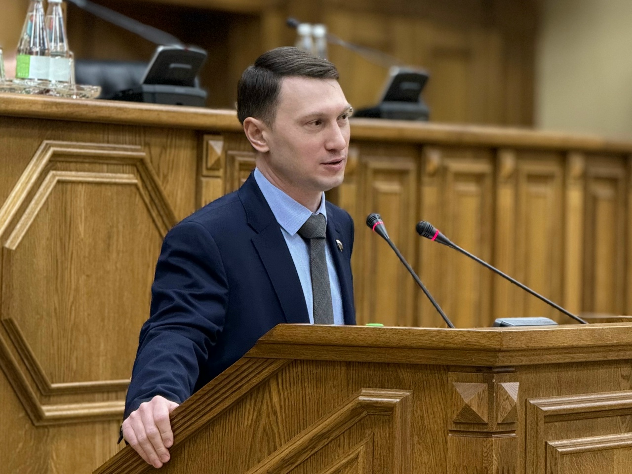 Сегодня в стенах Государственного Совета Республики Татарстан провел встречу с финалистами Всероссийского конкурса детского и юношеского творчества «Земля талантов».